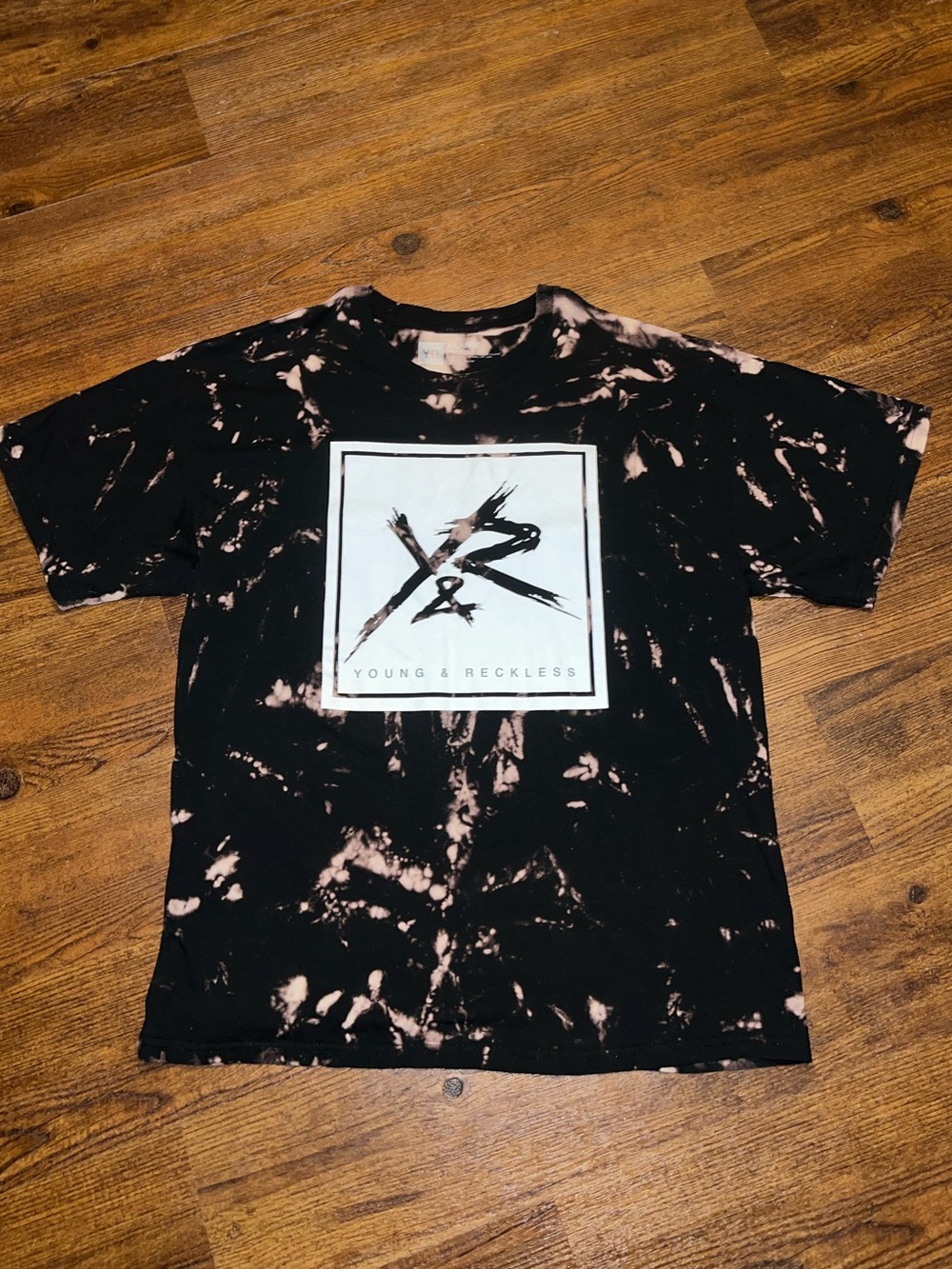 Young & Reckless Black Acid Wash Y2K Streetwear Graphic Cotton Shirt Size XL